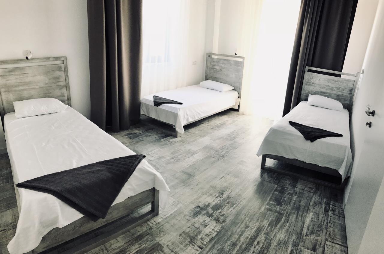 City Center Apartments By Happy Place Tbilisi Esterno foto
