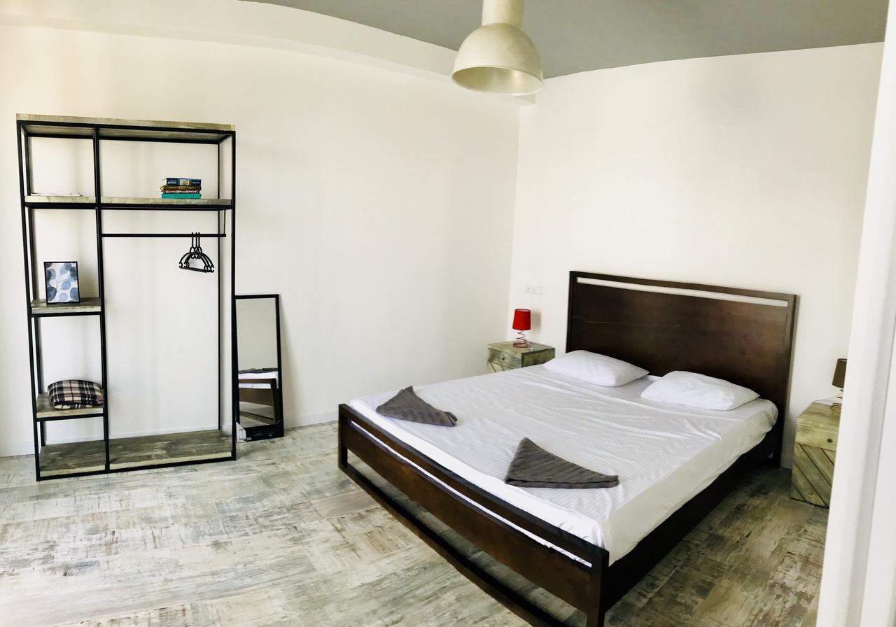 City Center Apartments By Happy Place Tbilisi Esterno foto
