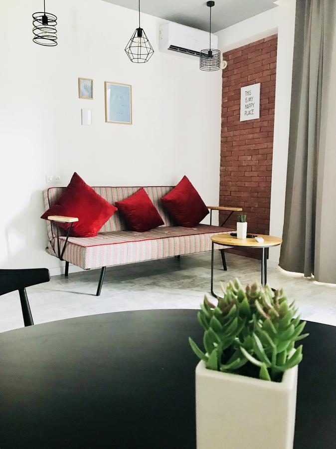 City Center Apartments By Happy Place Tbilisi Esterno foto