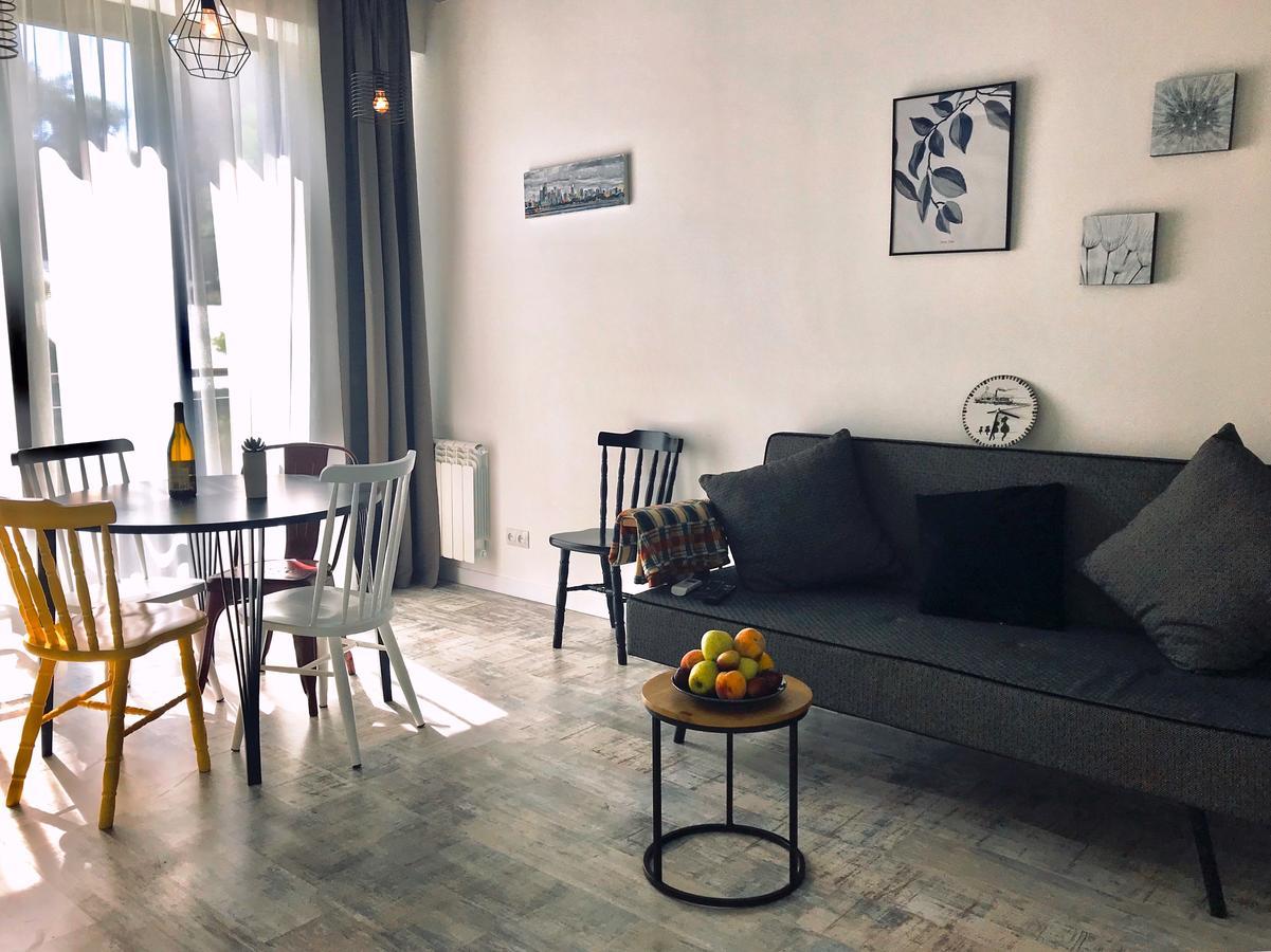 City Center Apartments By Happy Place Tbilisi Esterno foto