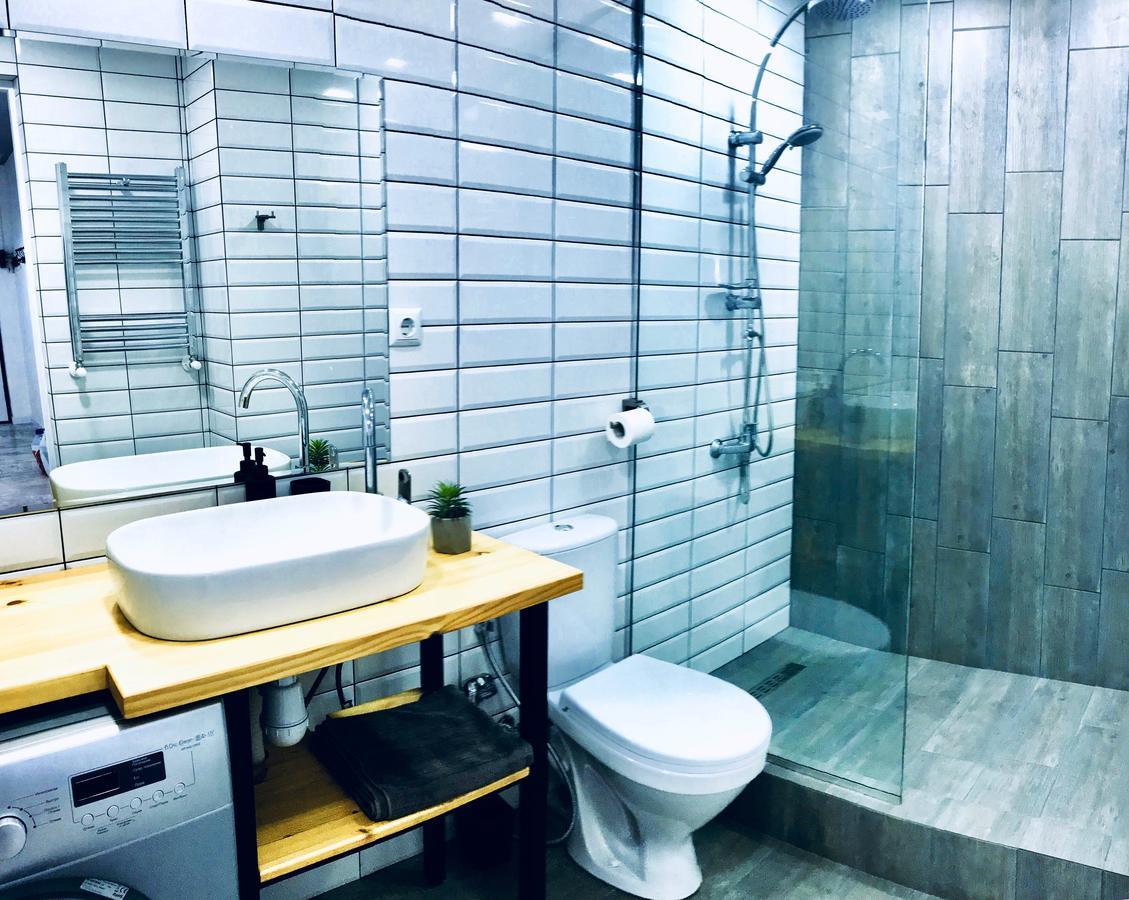 City Center Apartments By Happy Place Tbilisi Esterno foto