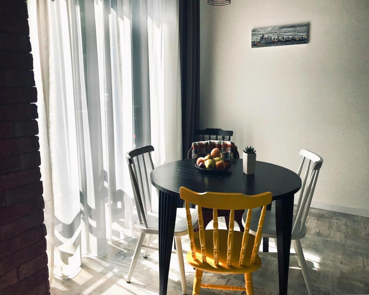 City Center Apartments By Happy Place Tbilisi Esterno foto
