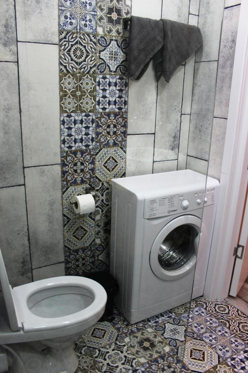 City Center Apartments By Happy Place Tbilisi Esterno foto